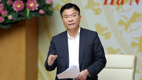 Khẩn trương hoàn thiện các văn bản về sắp xếp bộ máy để trình Quốc hội