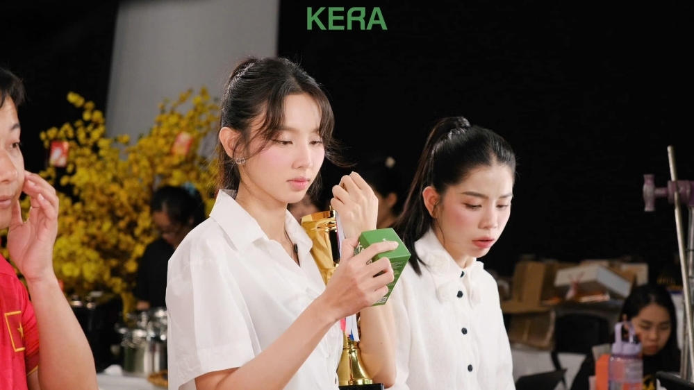 Hoa hậu Nguyễn Thúc Thùy Tiên bị xử lý vụ quảng cáo kẹo rau củ Kera