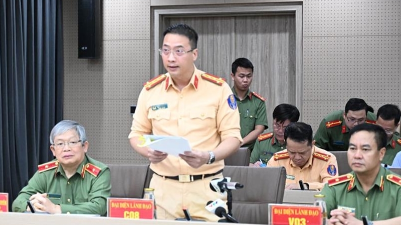 Công an tiếp nhận 152.354 hồ sơ cấp đổi bằng lái xe sau một tháng tiếp quản