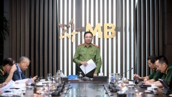 doan khao sat cua uy ban quoc phong an ninh va doi ngoai lam viec voi mb