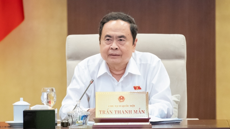 Không can thiệp hành chính vào sản xuất, kinh doanh của doanh nghiệp Nhà nước