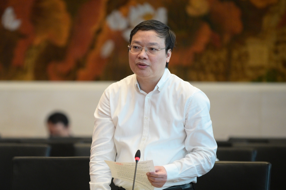 Thống nhất chế độ công vụ từ Trung ương đến cấp xã