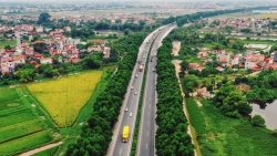 cao toc muon thu phi phai co tram dung nghi