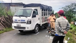 bo cong an rut ho so vu tai nan chet nguoi dan den vu no sung o vinh long