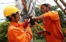 chinh phu yeu cau khan truong giai trinh day du ve viec tang gia dien