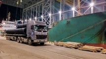 Hòa Phát Dung Quất lần đầu xuất khẩu thép ra nước ngoài