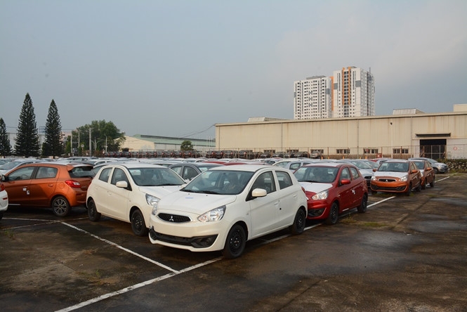 viet nam nhap gan 50700 o to nguyen chiec trong 4 thang