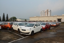 Việt Nam nhập gần 50.700 ô tô nguyên chiếc trong 4 tháng