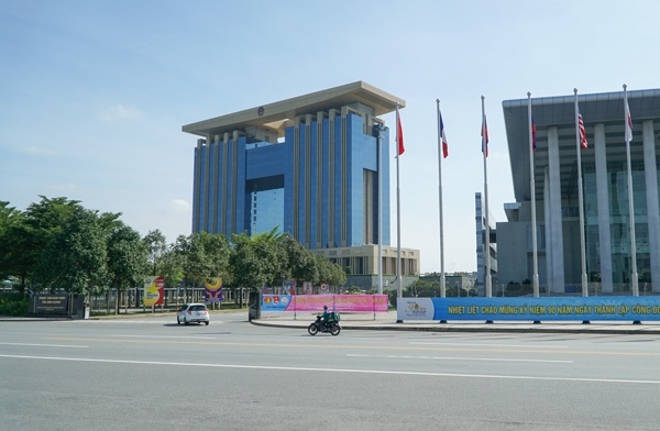 Thu nhập bình quân đầu người tại Bình Dương cao hơn cả Hà Nội và TP HCM Thu nhập bình quân đầu người tại Bình Dương cao hơn cả Hà Nội và TP HCM