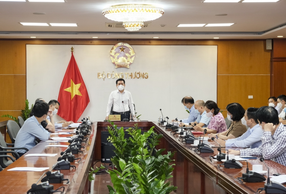 Bộ Công thương cam kết cùng Bắc Giang “giải cứu” nông sản