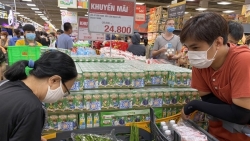 Khuyến cáo người dân ở TP HCM không đổ xô đi mua hàng tích trữ