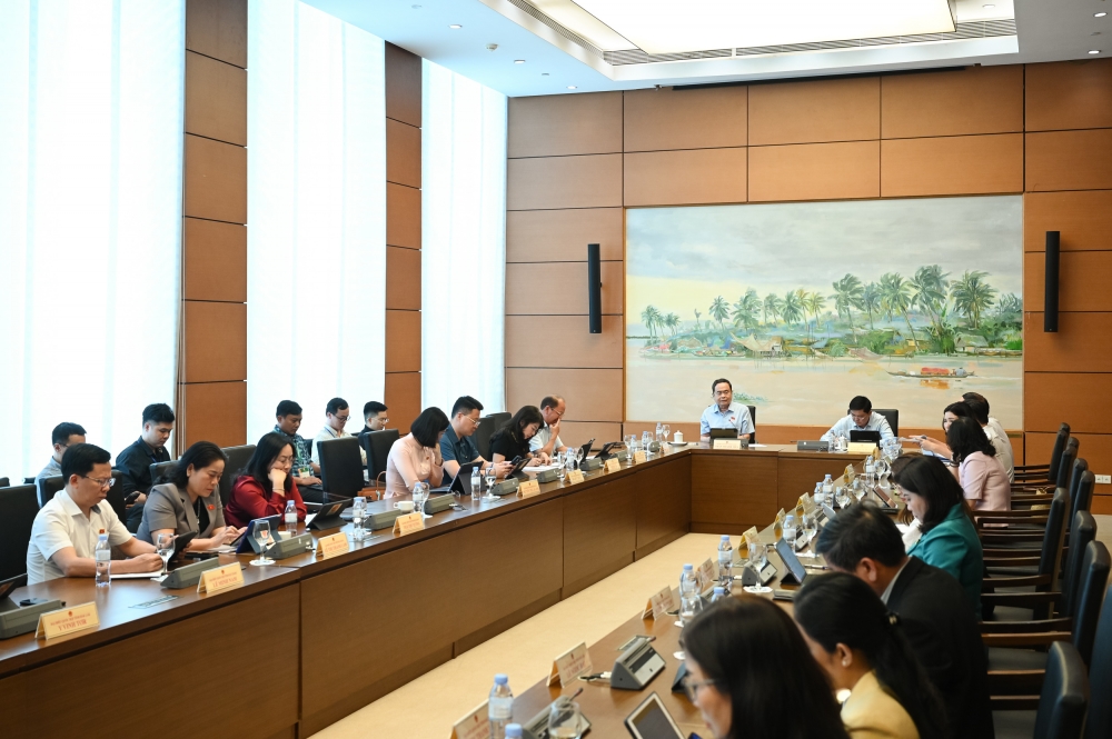 Muốn đạt tăng trưởng thì phải đột phá khoa học, công nghệ