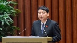 can thiet giao tham quyen tuyen dung giao vien cho nganh giao duc