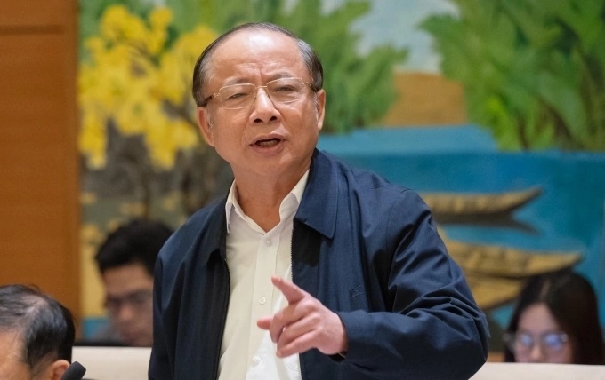 MỘT NGHỊ QUYẾT ĐẶC BIỆT