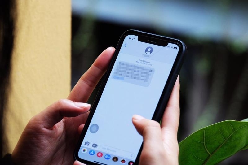 Thanh niên bị lừa hơn 3,5 tỷ đồng khi lên mạng tìm dịch vụ “gái gọi” Thanh niên bị lừa hơn 3,5 tỷ đồng khi lên mạng tìm dịch vụ “gái gọi”