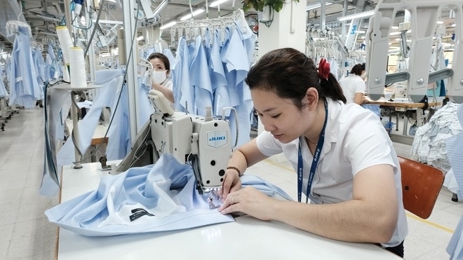 Chấm dứt ngay việc doanh nghiệp phải trả chi phí không chính thức