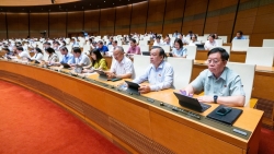 de xuat ho tro 100 muc luong cho nguoi lam cong tac xay dung phap luat