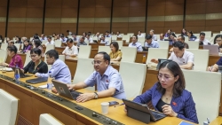 quoc hoi rut ngan 3 thang nhiem ky khoa xv chot ngay bau cu khoa moi