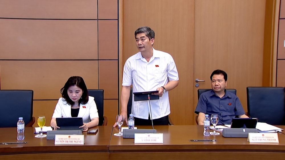 Nghiên cứu mức trần miễn học phí với địa phương chưa tự chủ ngân sách