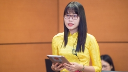 mien hoc phi se giam ganh nang chi phi cho hang chuc trieu gia dinh