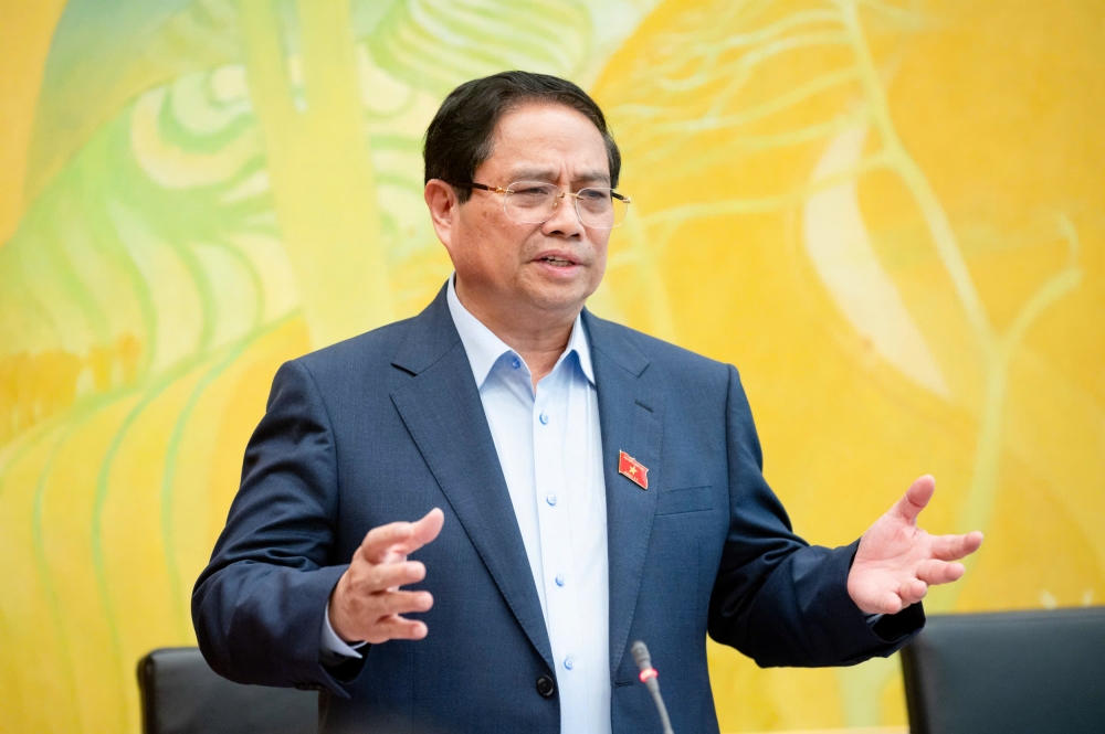 Thủ tướng: Chúng ta đang đi ngược lại xu thế, giữ mục tiêu tăng trưởng