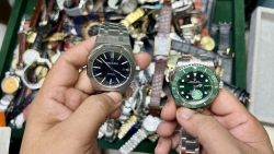 tan cong hang gia tai thien duong mua sam saigon square o tp hcm