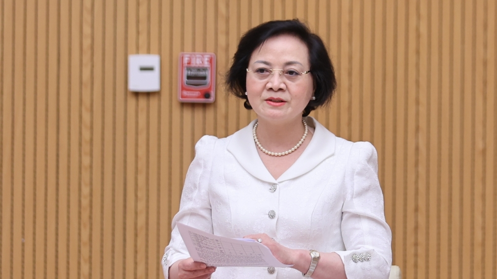 Mỗi đơn vị hành chính cấp xã bình quân tạm thời bố trí 32 biên chế