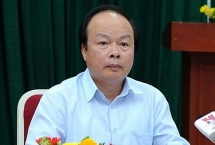 thu truong bo tai chinh huynh quang hai bi ky luat