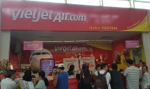vietjet lien tuc cham huy chuyen khi thuong de cung bi xem thuong