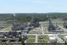 Lọc dầu Dung Quất sẽ mua 3 triệu thùng dầu thô từ Mỹ