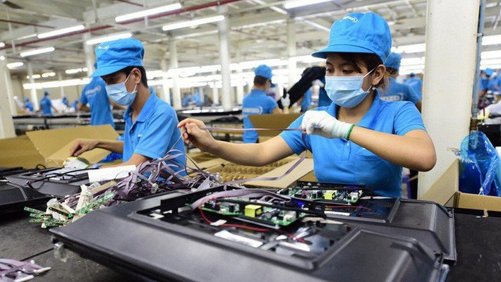 moi ngay ca nuoc binh quan co 372 doanh nghiep thanh lap