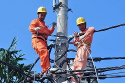 evn se phuc tra 100 khach hang co luong tieu thu dien tang dot bien