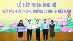 Ngân hàng Nhà nước yêu cầu tạo thuận lợi chuyển tiền vào Quỹ Vắc xin Covid-19