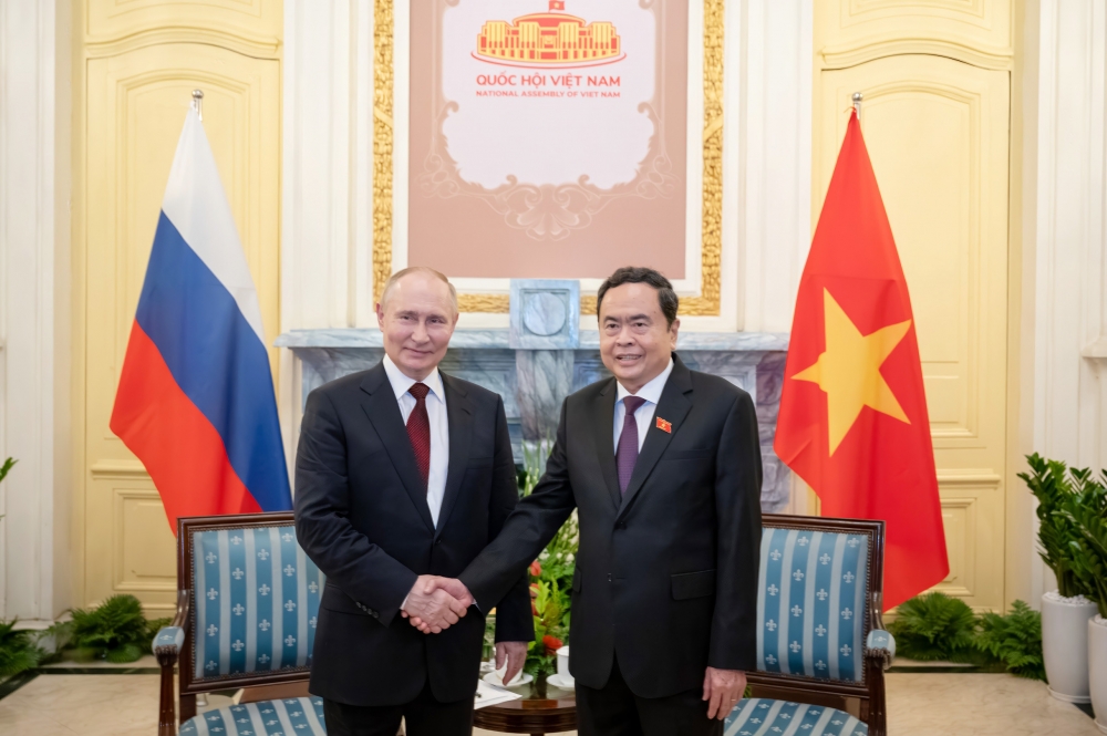 Tổng thống Nga Putin kết thúc tốt đẹp chuyến thăm Việt Nam