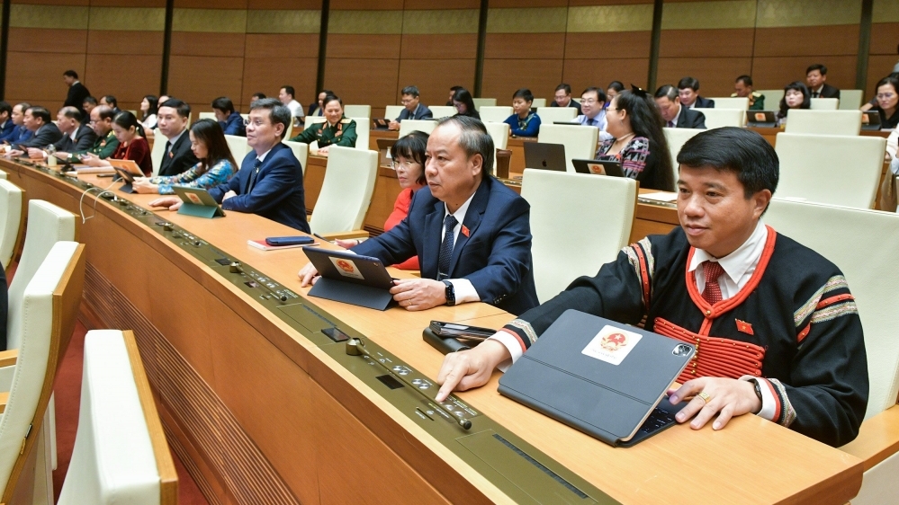 Quốc hội đồng ý tăng lương cơ sở lên 2,34 triệu đồng từ 1/7/2024