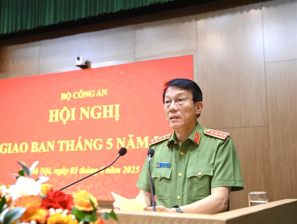 Khẩn trương tham mưu ban hành Đề án sắp xếp Công an cấp tỉnh Khẩn trương tham mưu ban hành Đề án sắp xếp Công an cấp tỉnh