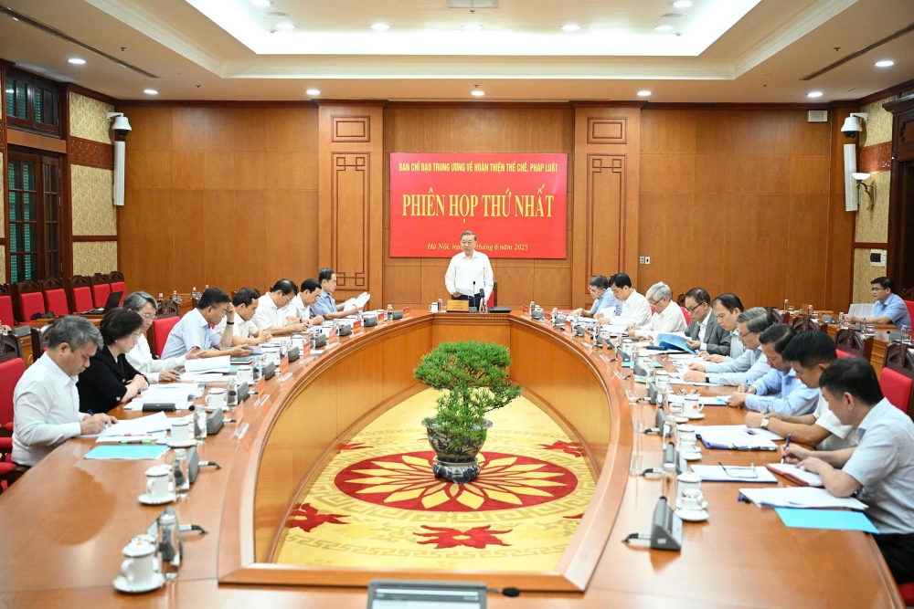 Tổng Bí thư: Việc xây dựng và hoàn thiện pháp luật là yếu tố sống còn