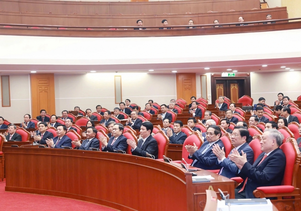 Bài 3: Sắp xếp lại giang sơn - bước đi chiến lược tất yếu