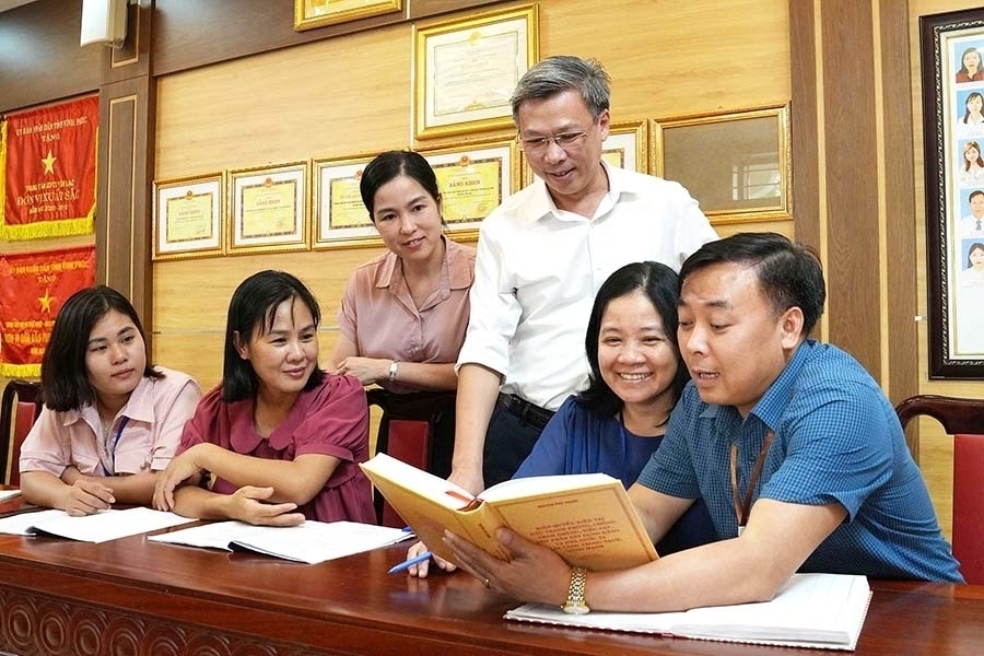 Bộ Nội vụ hướng dẫn lựa chọn lãnh đạo UBND xã sau sáp nhập Bộ Nội vụ hướng dẫn lựa chọn lãnh đạo UBND xã sau sáp nhập