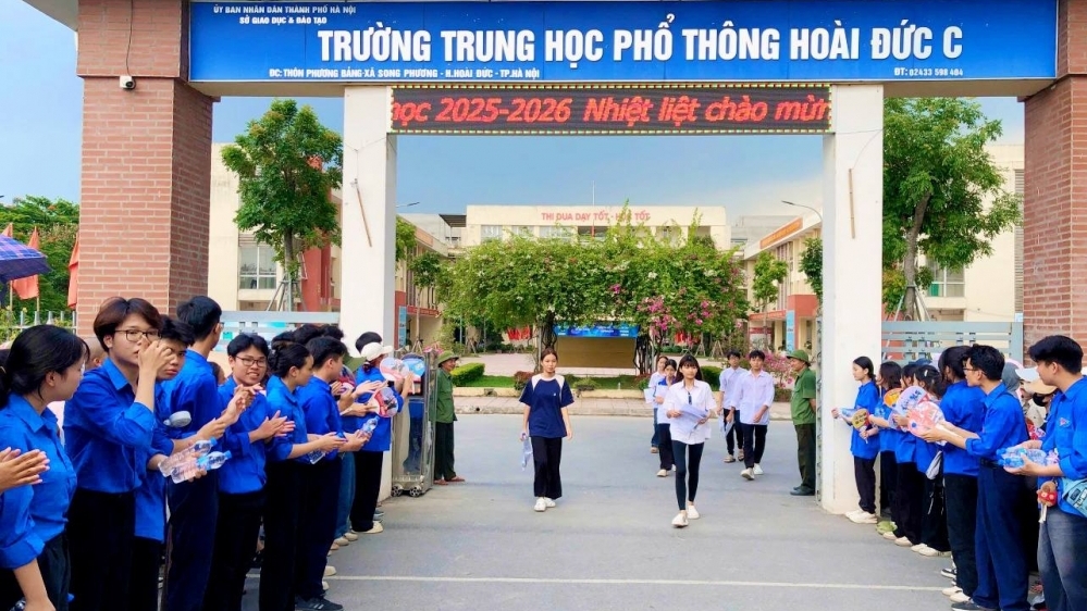 Hoài Đức: Chủ động, chu đáo hỗ trợ các thí sinh vượt vũ môn