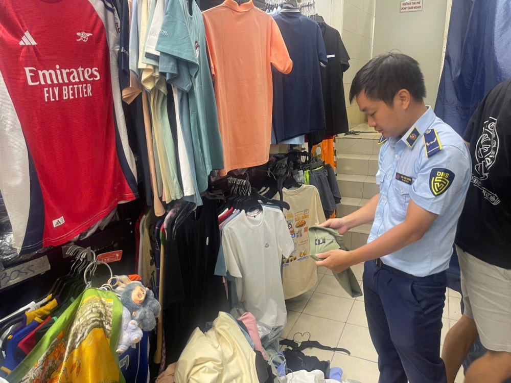 Giám sát mua bán tại “thiên đường mua sắm” lớn nhất TP HCM