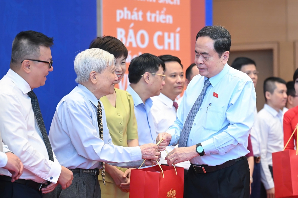 Báo chí đã đưa hơi thở cuộc sống, tâm nguyện của cử tri đến với nghị trường