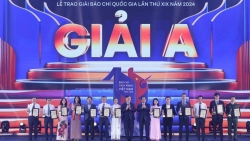 Chúng ta có sao vàng trên ngòi bút