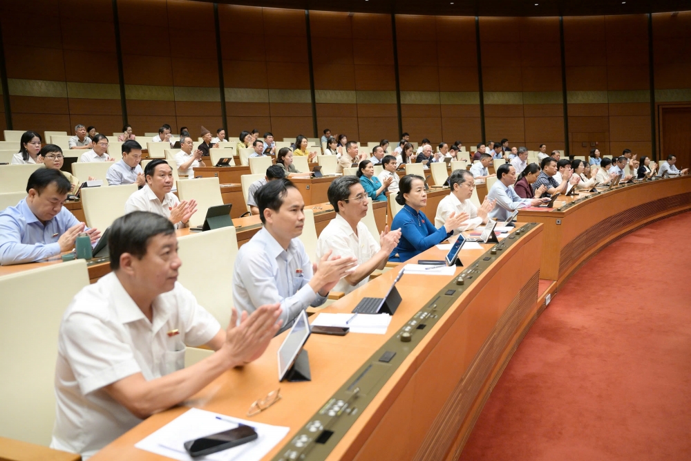 Quốc hội chốt tăng gấp đôi mức phạt tiền tối đa không cần lập biên bản Quốc hội chốt tăng gấp đôi mức phạt tiền tối đa không cần lập biên bản