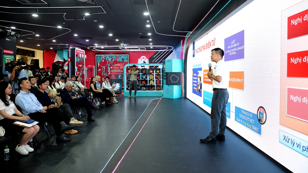 Nâng cao hiểu biết pháp lý cho các KOL, nhà bán hàng trên TikTok Shop