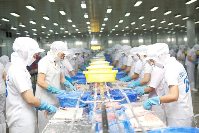 Bài 3: Phá bỏ "bức tường băng" kìm hãm kinh tế tư nhân