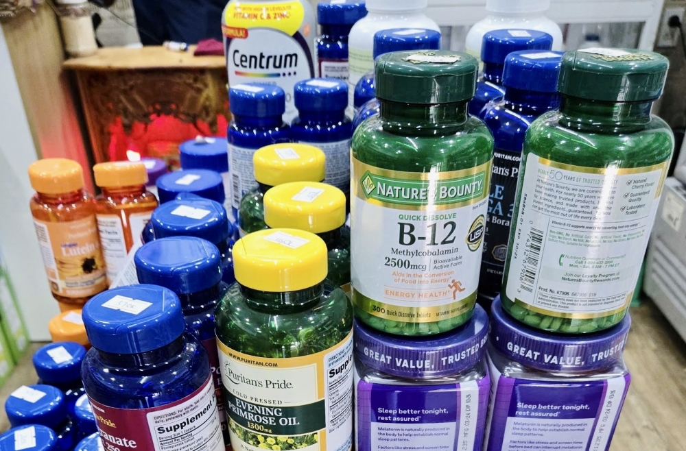 Một năm xử lý gần 4.300 vụ vi phạm về thuốc, thực phẩm chức năng