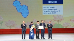 cong bo bi thu chu tich ubnd xa hoai duc