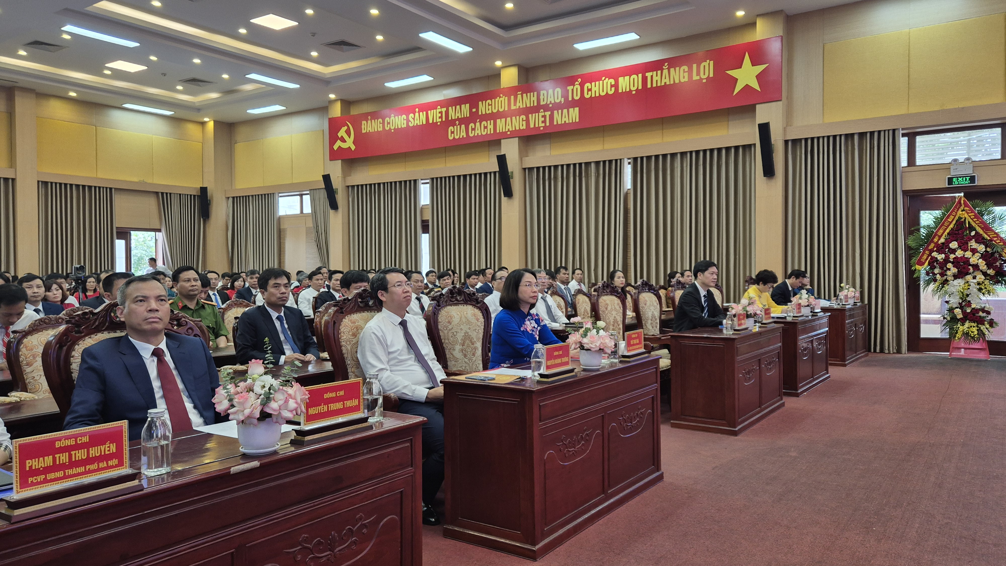 Quyết tâm phát triển bền vững, xứng đáng với niềm tin của Nhân dân