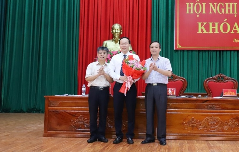 Thanh Hóa: Công bố Bí thư, Chủ tịch UBND xã Hoa Lộc